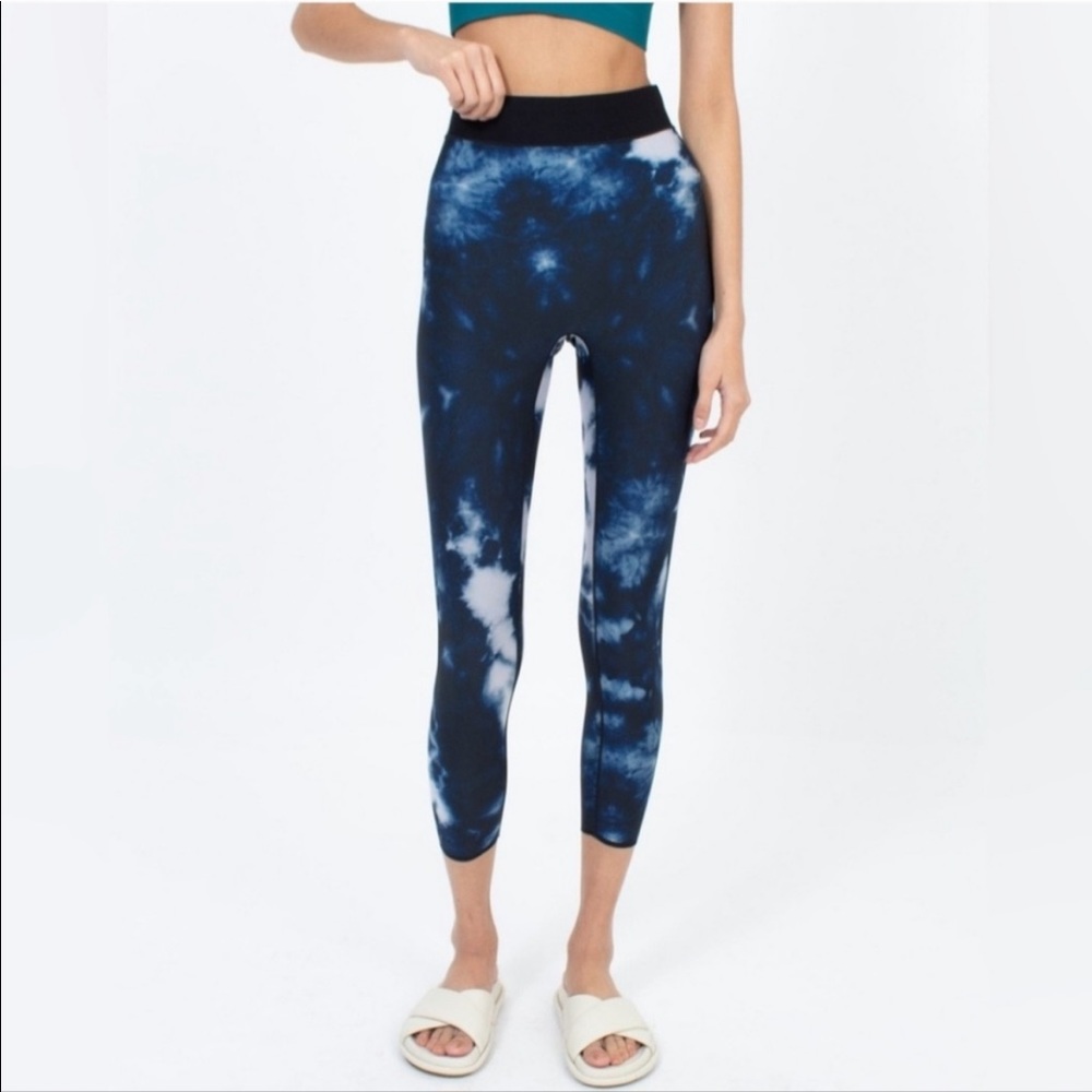 Ultracor reversible leggings, size Medium